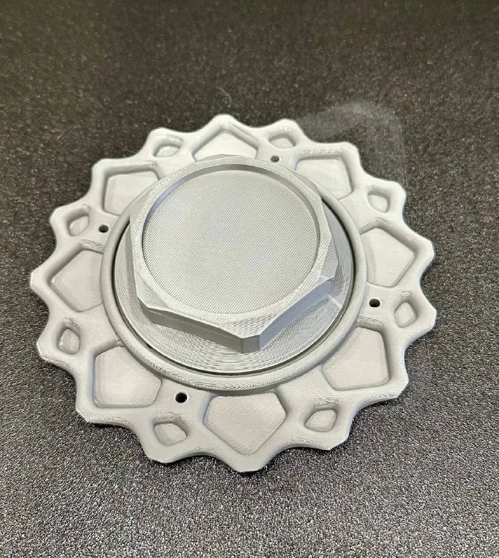 Центральный колпак диска Rays Engineering: замена кованого на ABS — фото 3